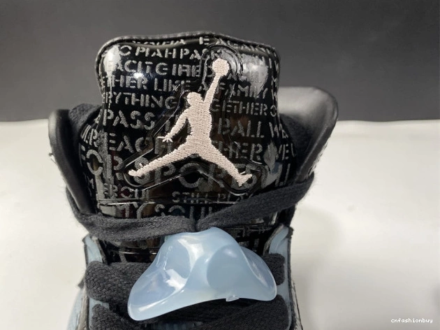 633068-010 Doernbecher AIR Retro 5 Jordan 0807